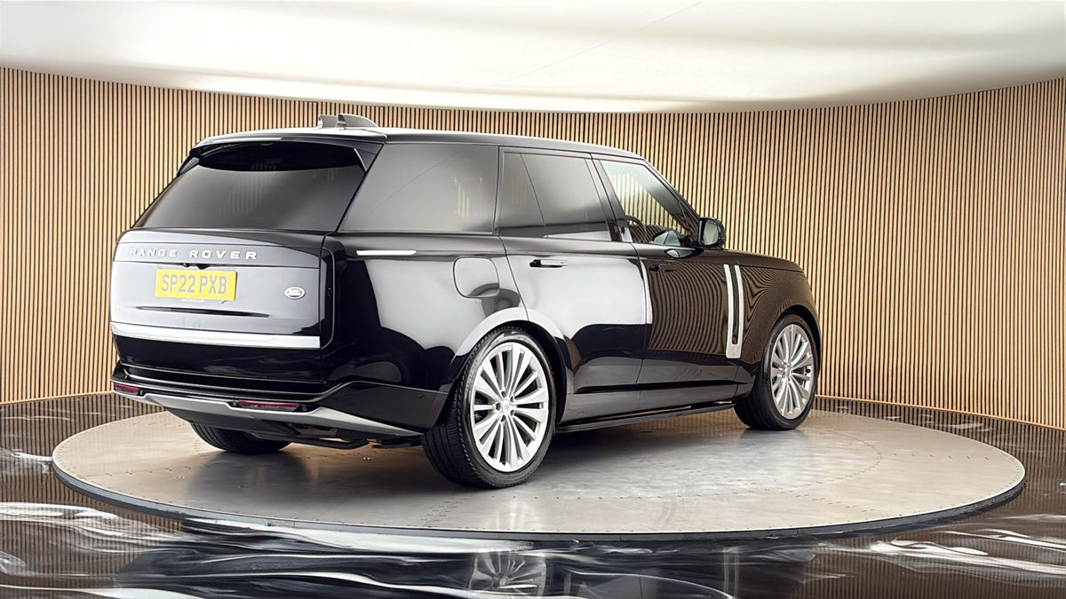 More views of Land Rover Range Rover
