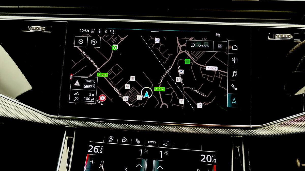 Audi RSQ8 Urban Image 14