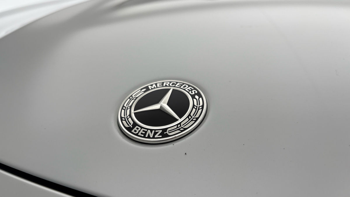 Mercedes-Benz GLB Image 24