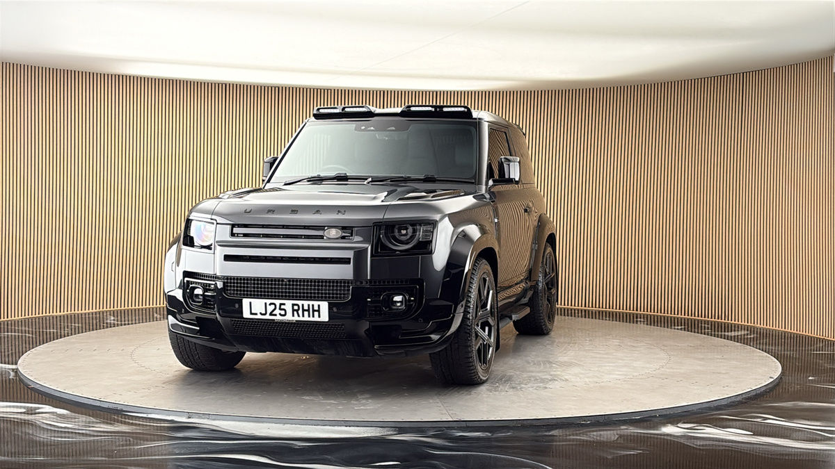 More views of Land Rover Defender 90