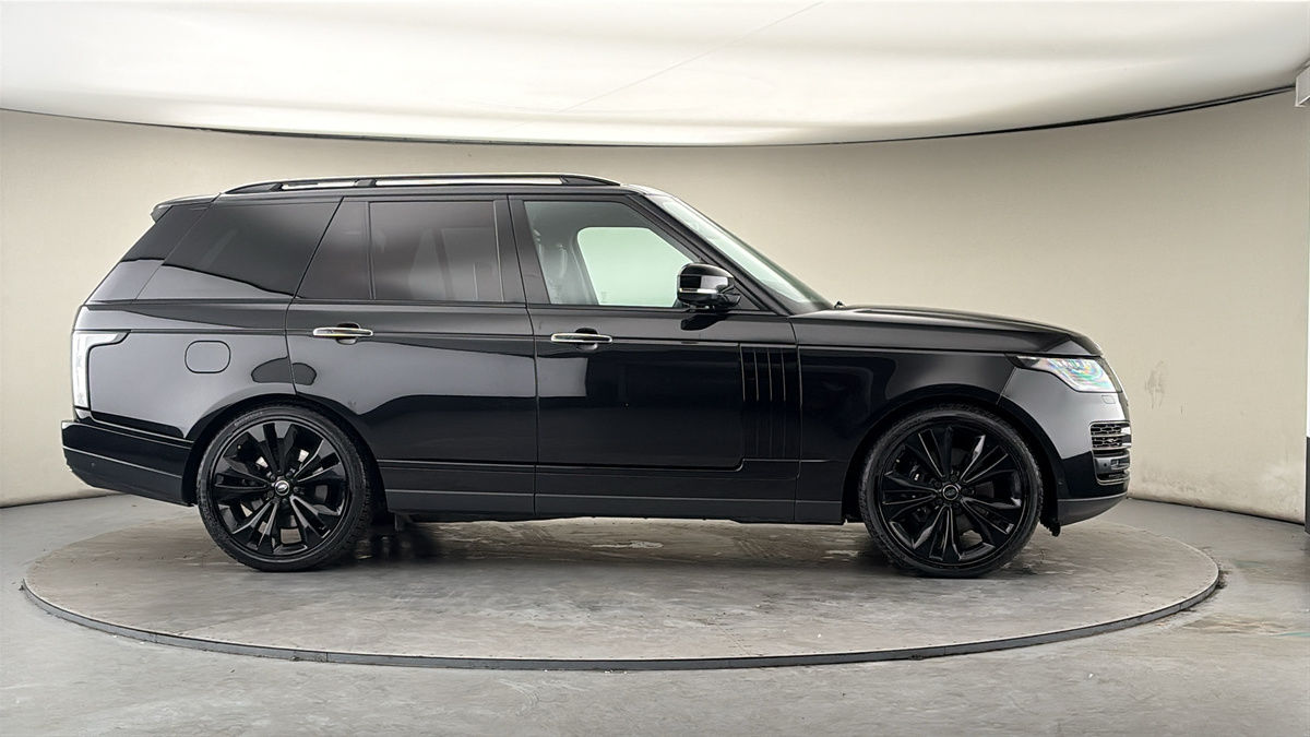 More views of Land Rover Range Rover