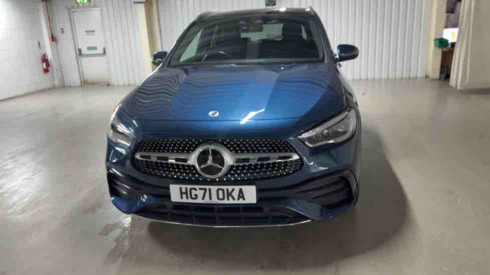 More views of Mercedes-Benz GLA