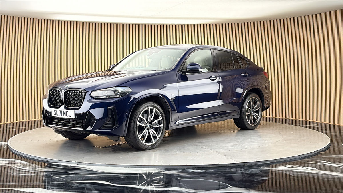 More views of BMW X4