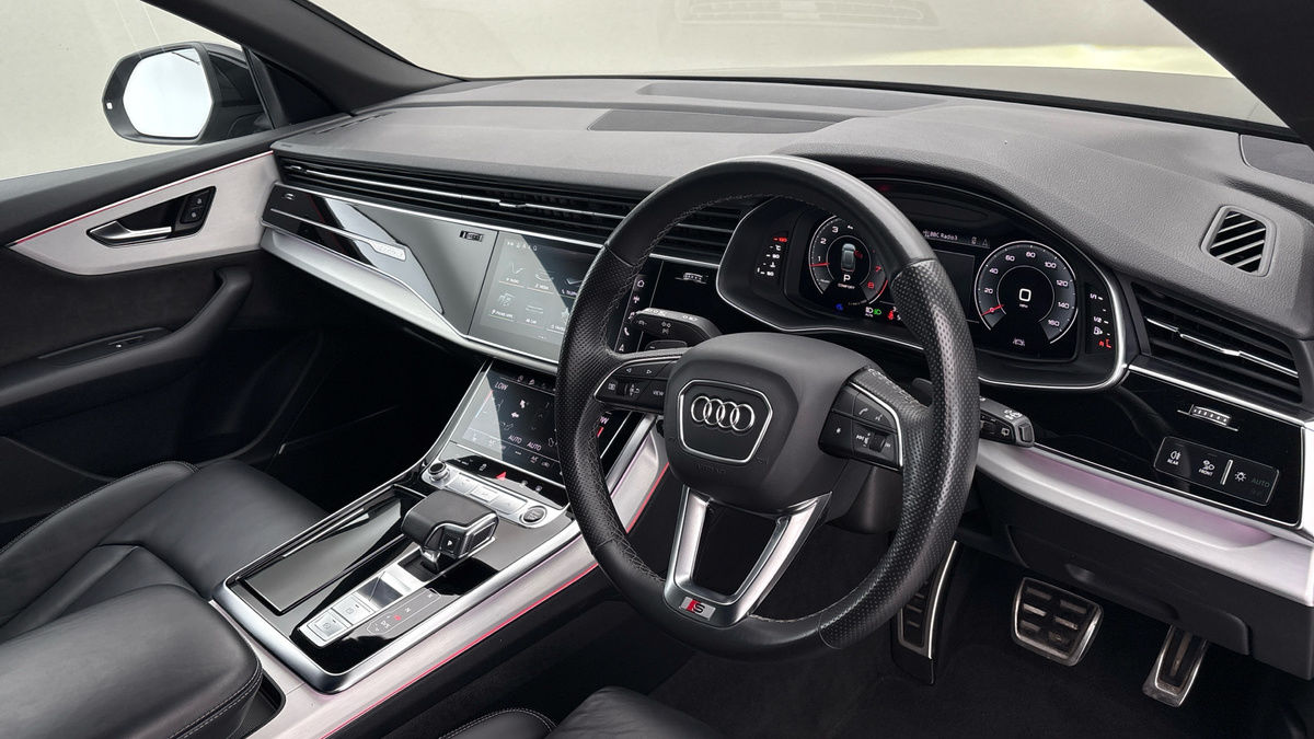 Audi Q8 Image 5