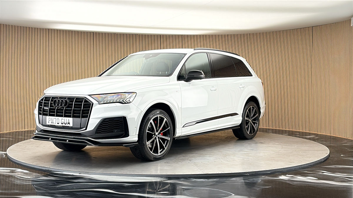 More views of Audi Q7