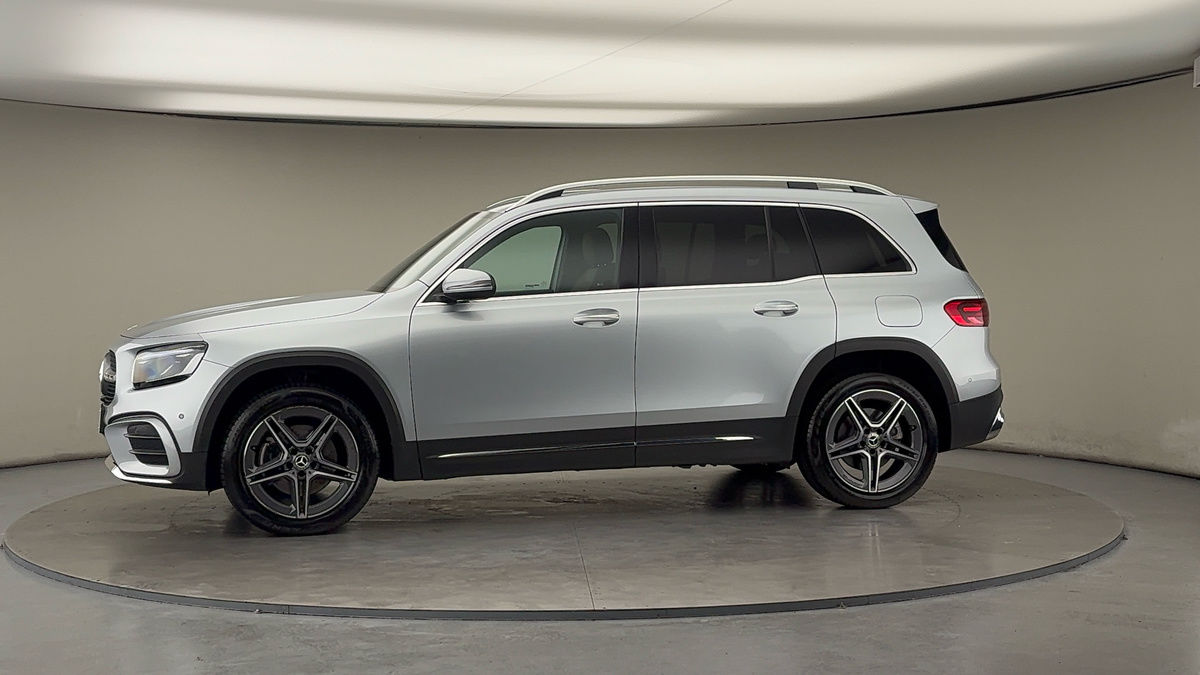 More views of Mercedes-Benz GLB