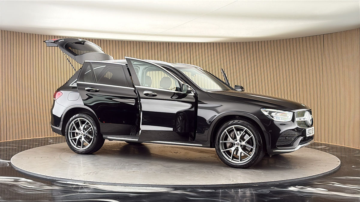 More views of Mercedes-Benz GLC