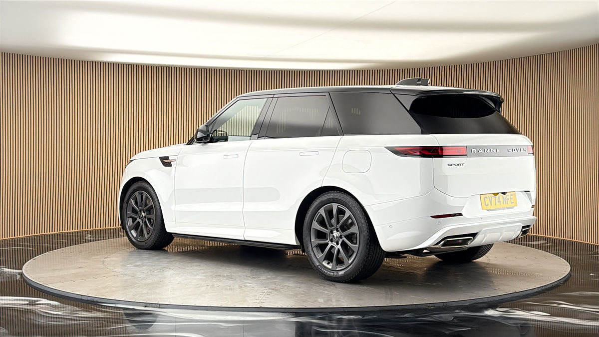 More views of Land Rover Range Rover Sport