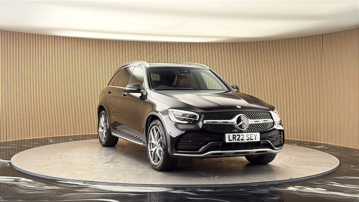 More views of Mercedes-Benz GLC