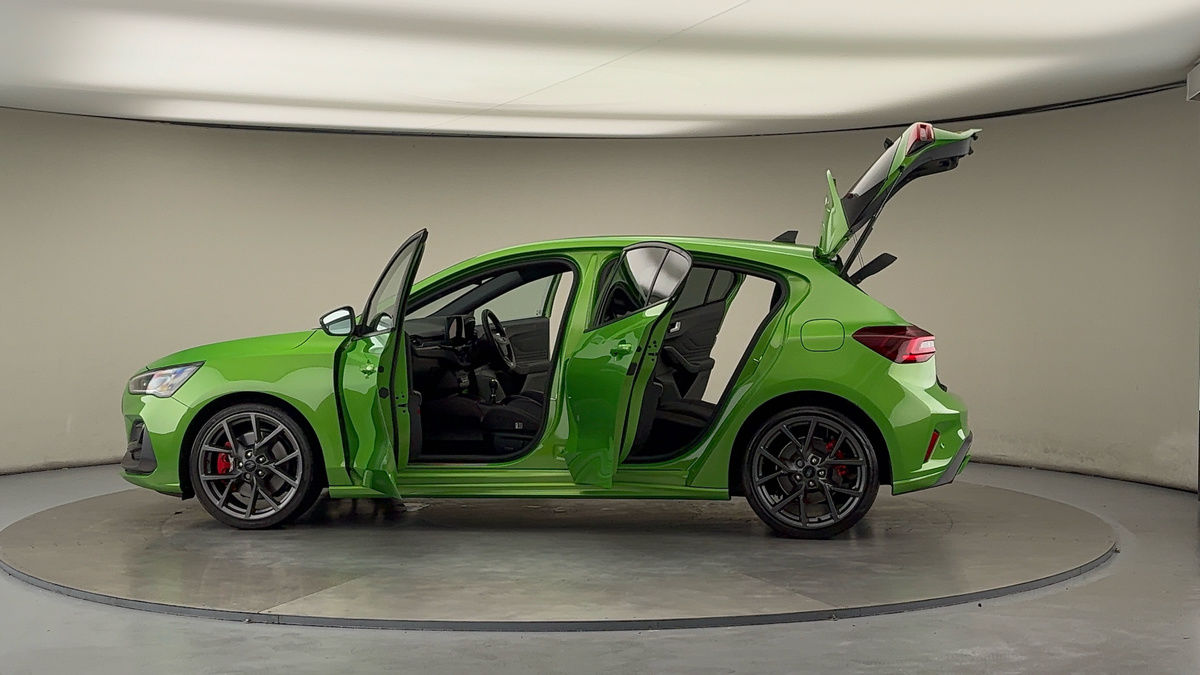 More views of Ford Focus
