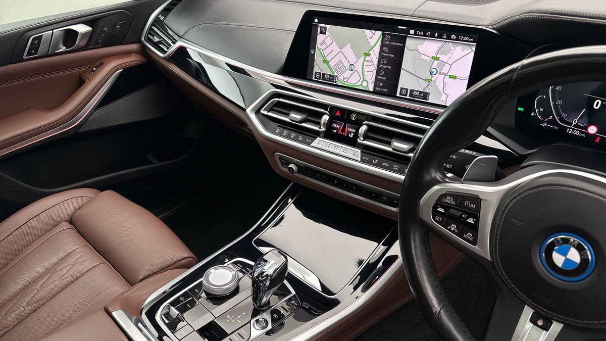 BMW X5 Image 18