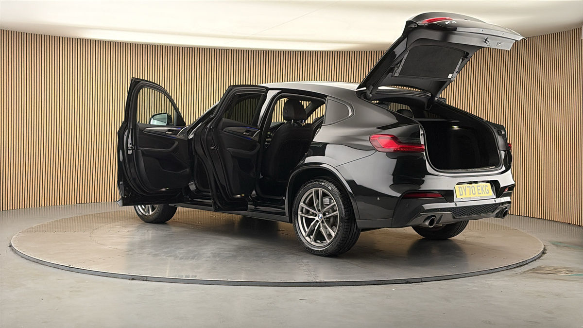 More views of BMW X4