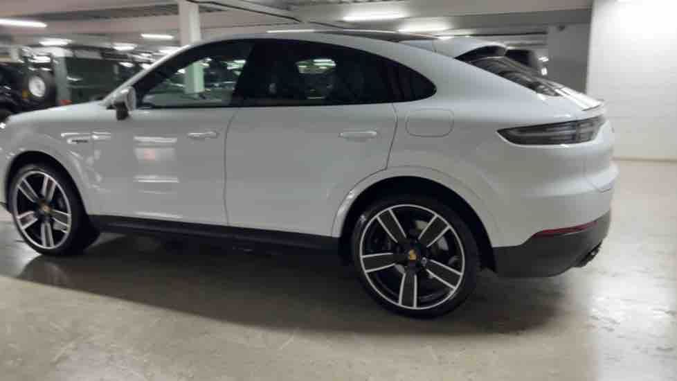 More views of Porsche Cayenne