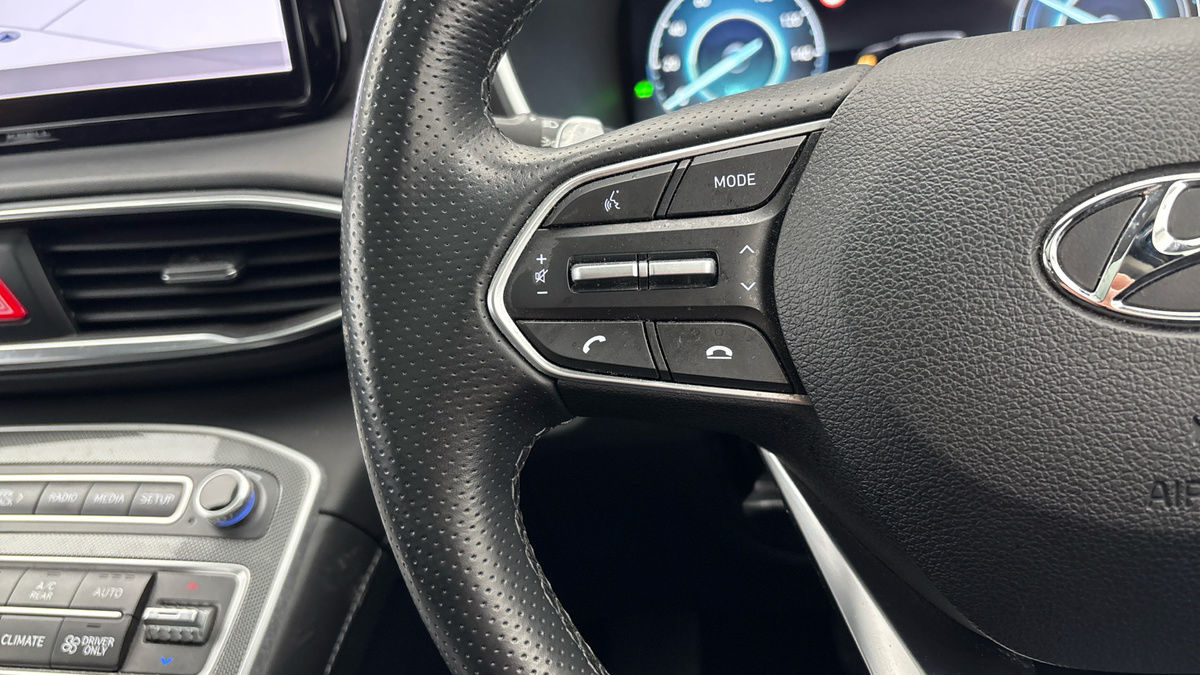 Hyundai Santa Fe Image 13