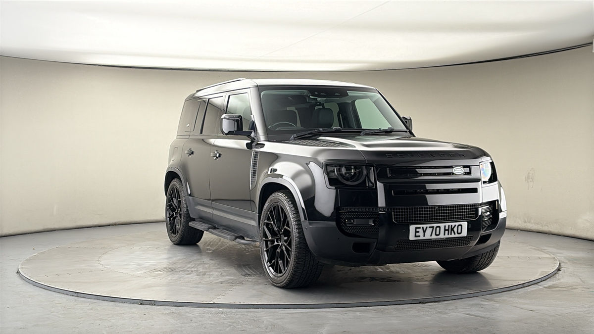 More views of Land Rover Defender 110