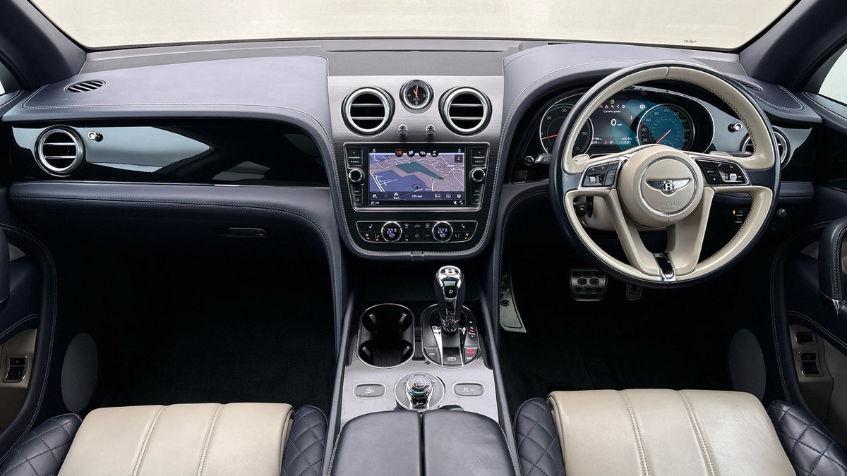 Bentley Bentayga Image 12