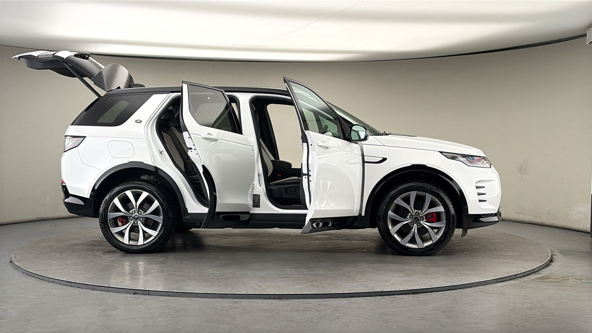 More views of Land Rover Discovery Sport