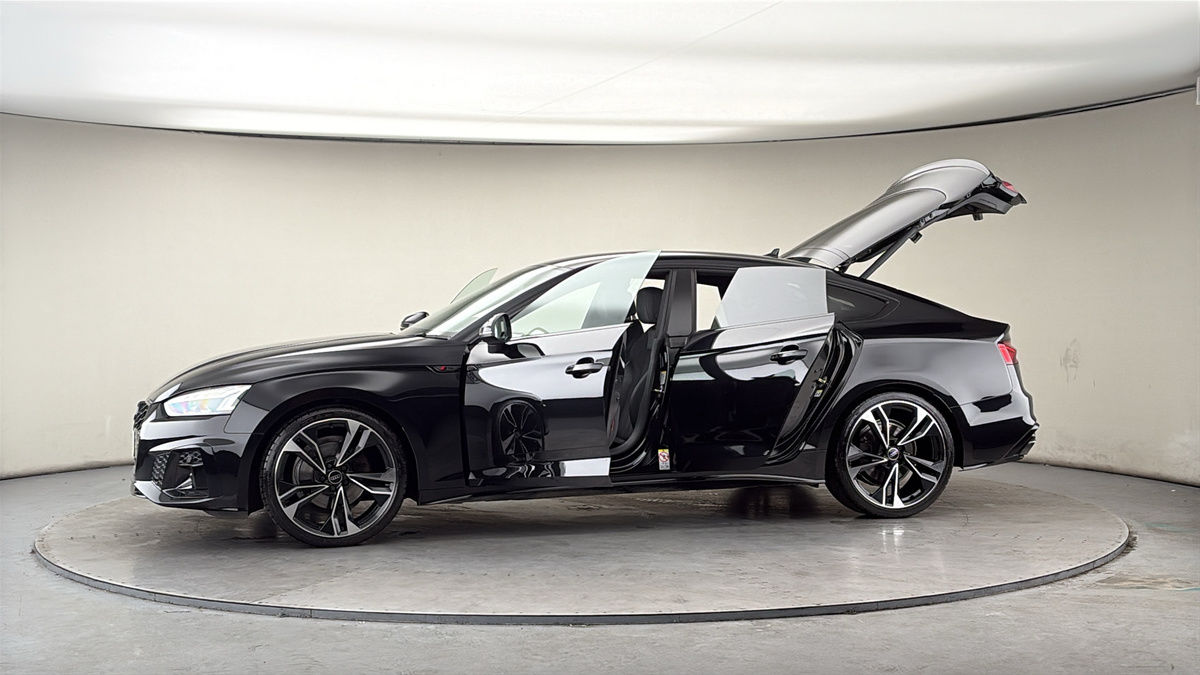 More views of Audi A5