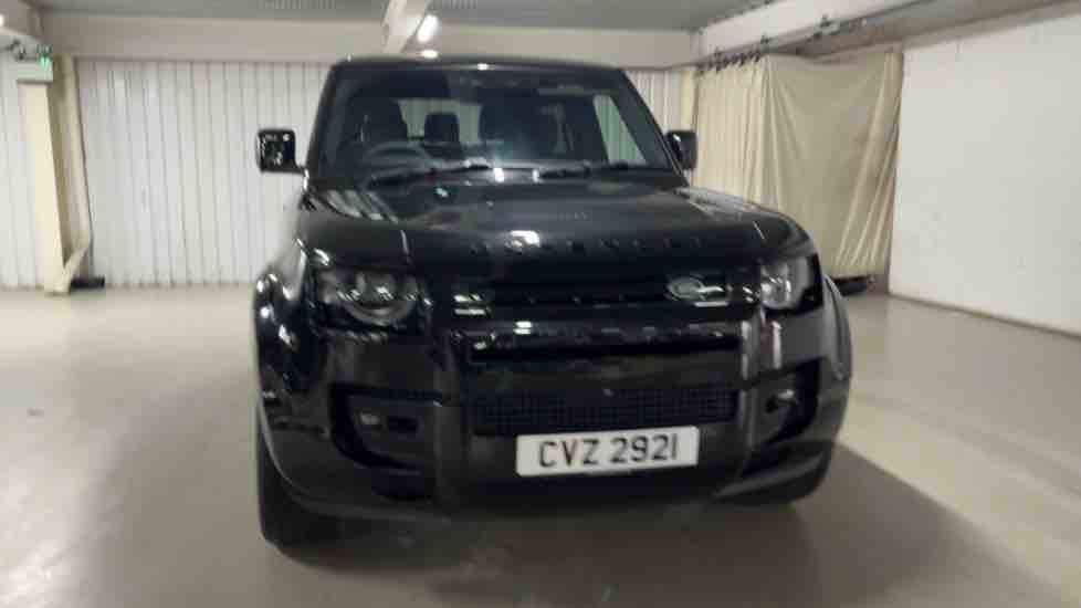 More views of Land Rover Defender 90