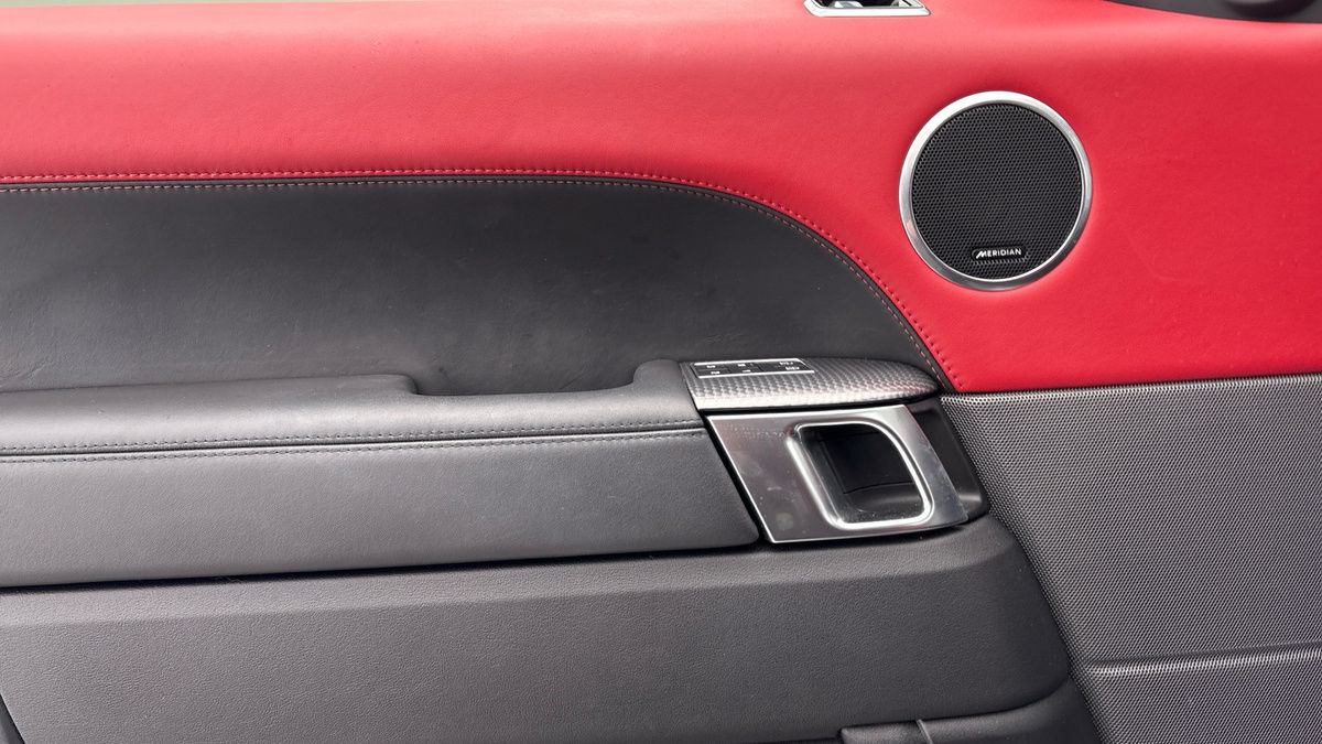 Land Rover Range Rover Sport Image 19