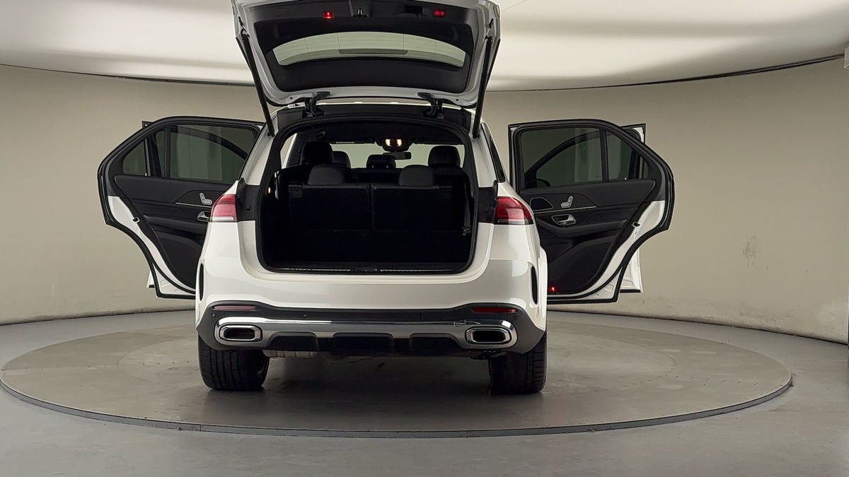 More views of Mercedes-Benz GLE