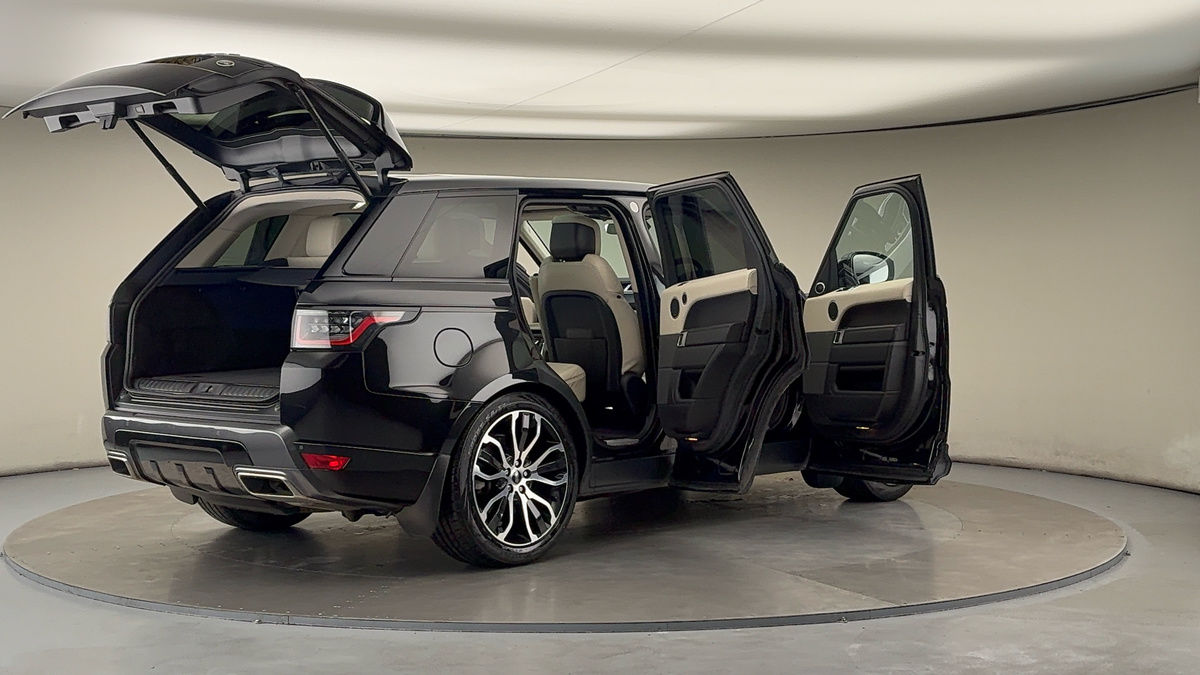 More views of Land Rover Range Rover Sport