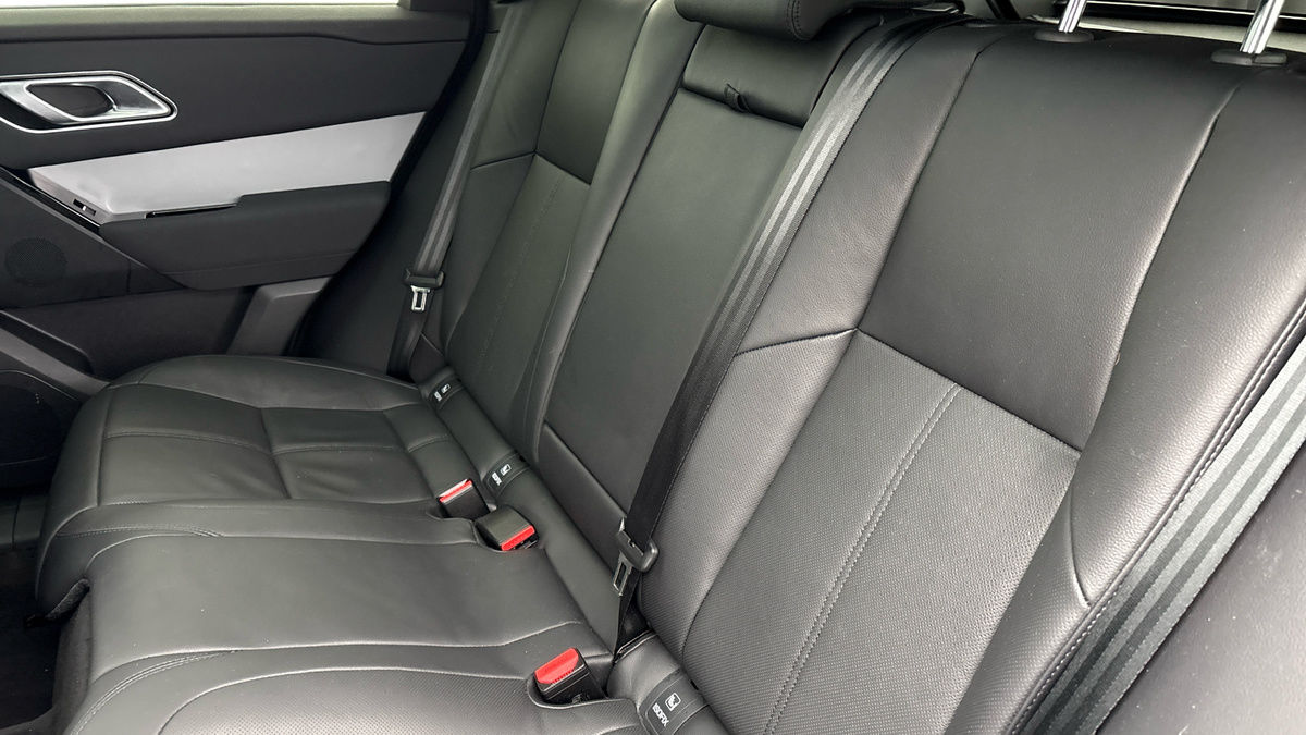 Land Rover Range Rover Velar Image 8