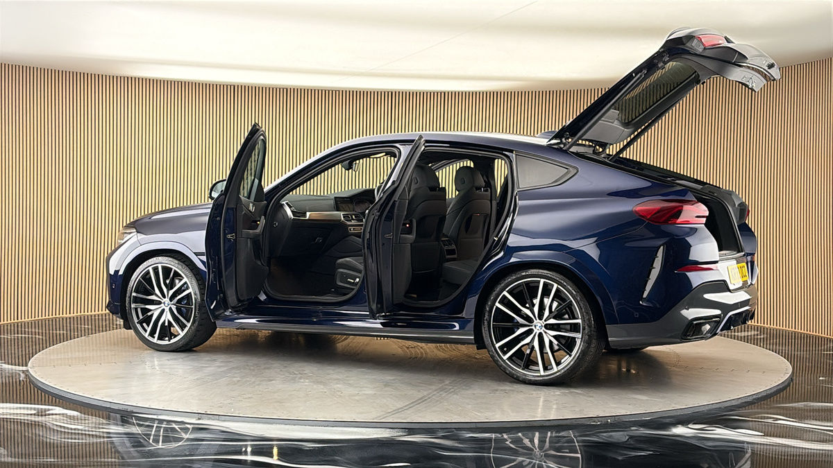 More views of BMW X6