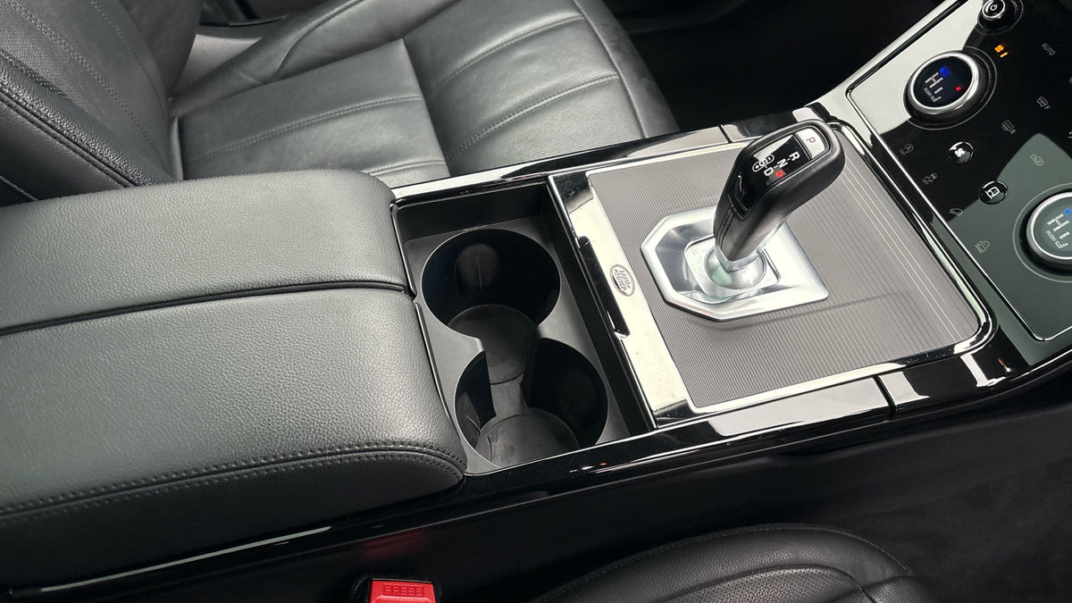 Land Rover Range Rover Evoque Image 35