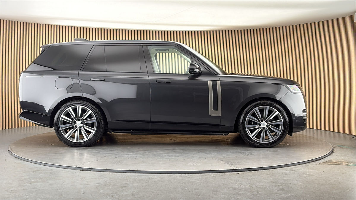 Land Rover Range Rover Image 16
