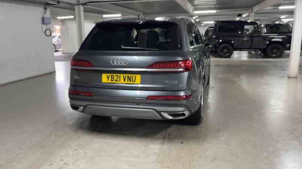 More views of Audi Q7