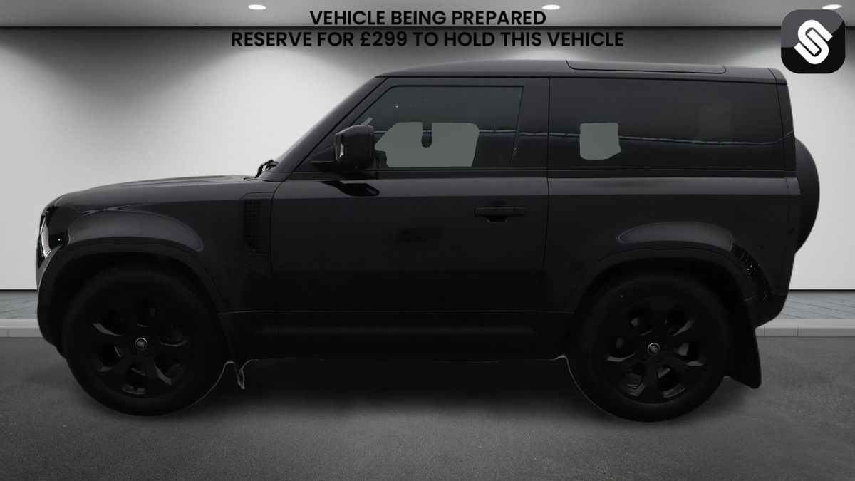 Land Rover Defender 90 Image 6