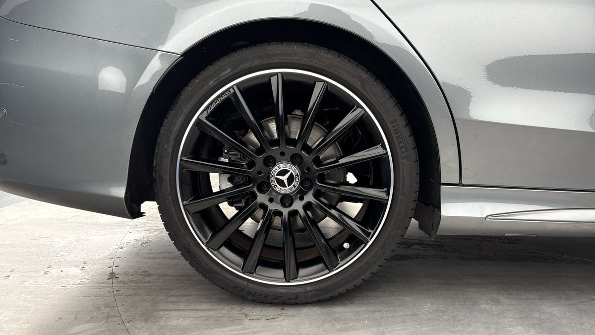 Mercedes-Benz C Class Image 10