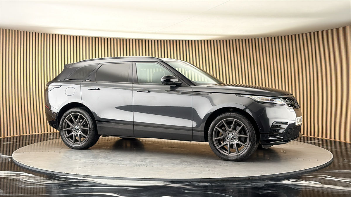 More views of Land Rover Range Rover Velar