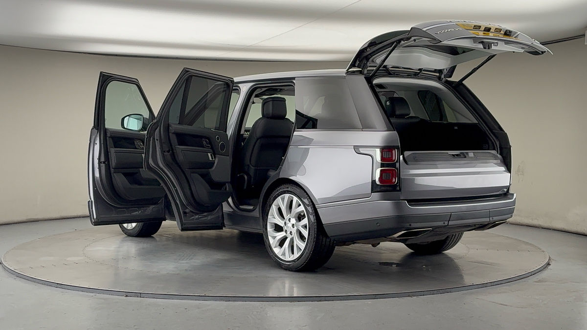 More views of Land Rover Range Rover