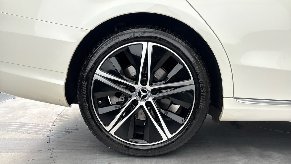 Mercedes-Benz C Class Image 10