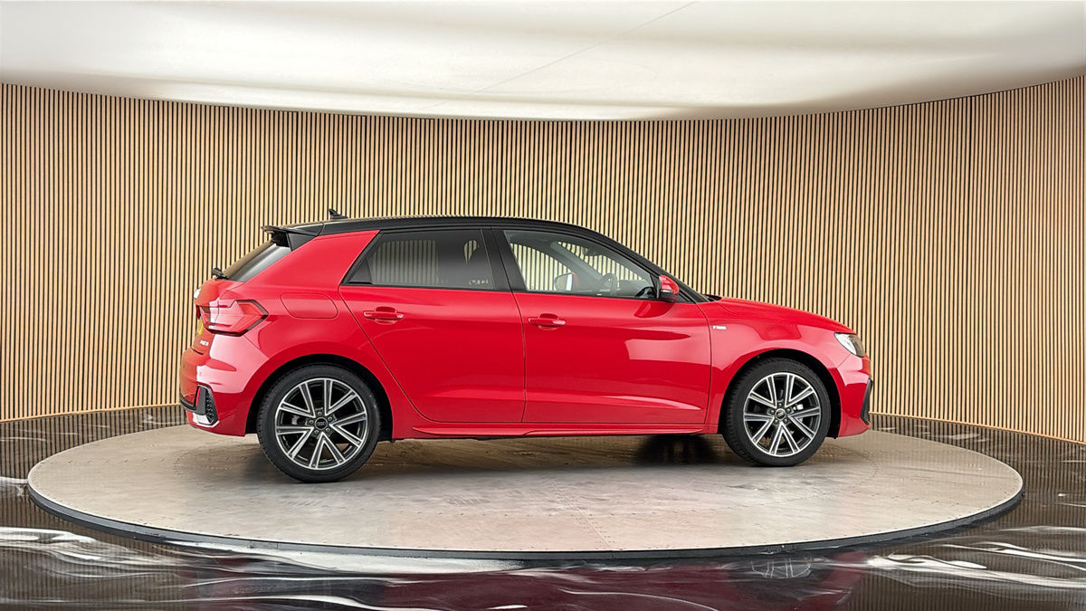 More views of Audi A1