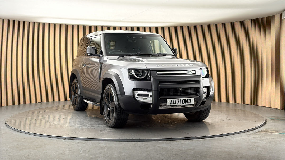 More views of Land Rover Defender 90