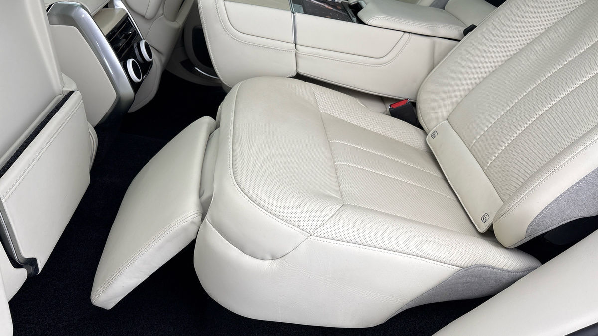 Land Rover Range Rover Image 29