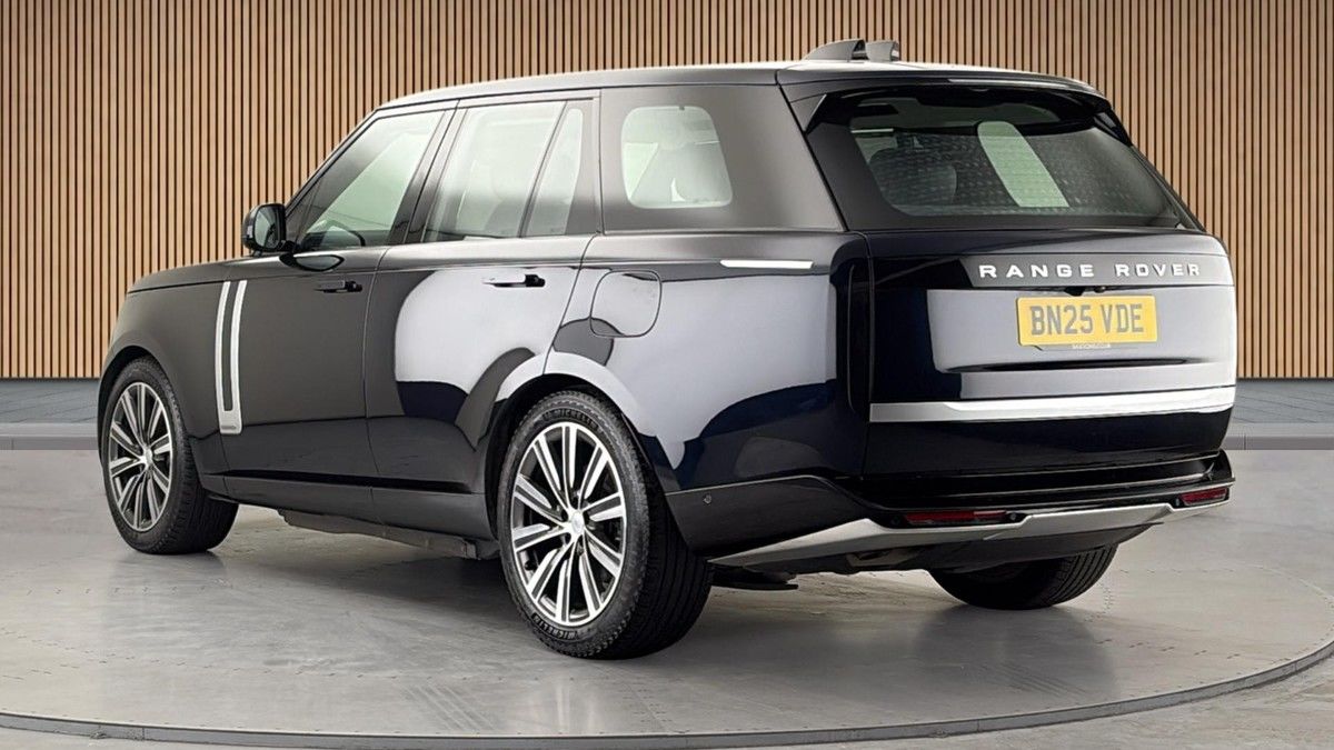 Land Rover Range Rover Image 2