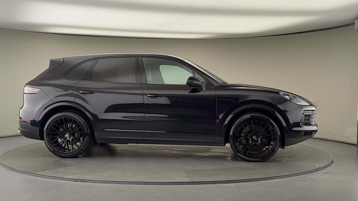 More views of Porsche Cayenne