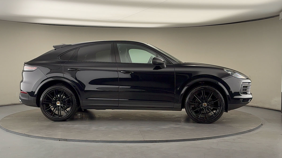 More views of Porsche Cayenne