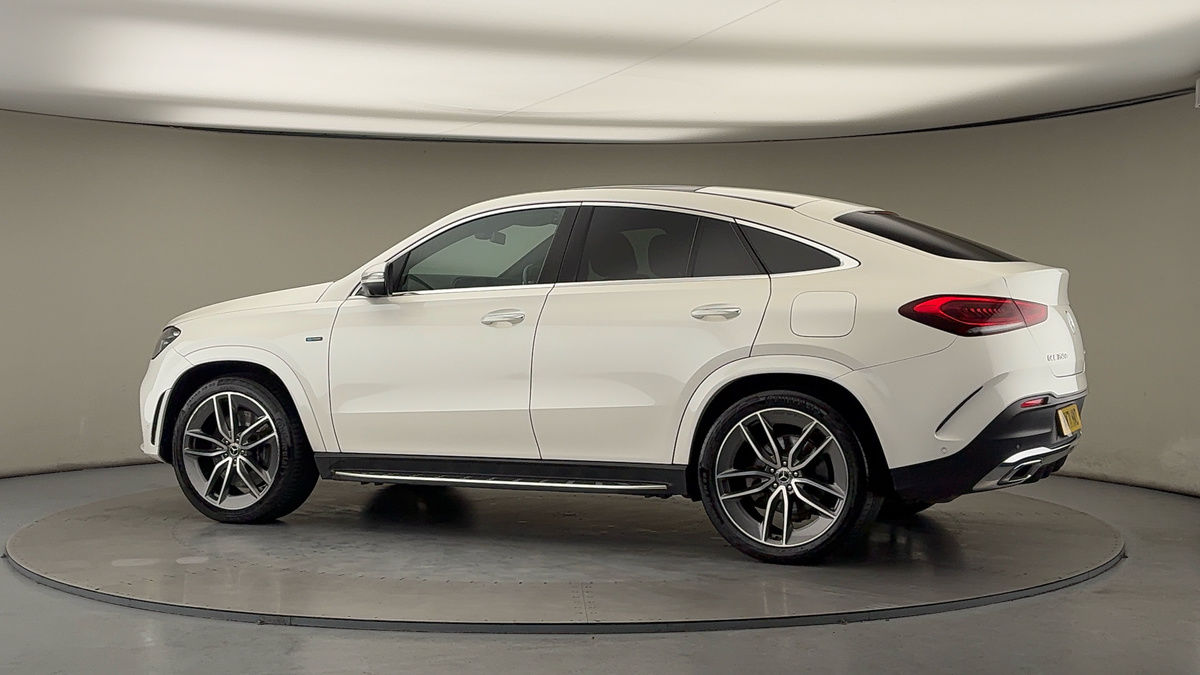 More views of Mercedes-Benz GLE