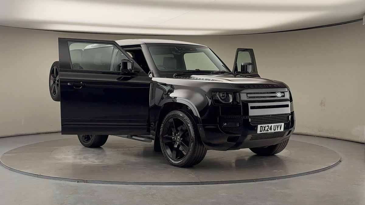 More views of Land Rover Defender 90