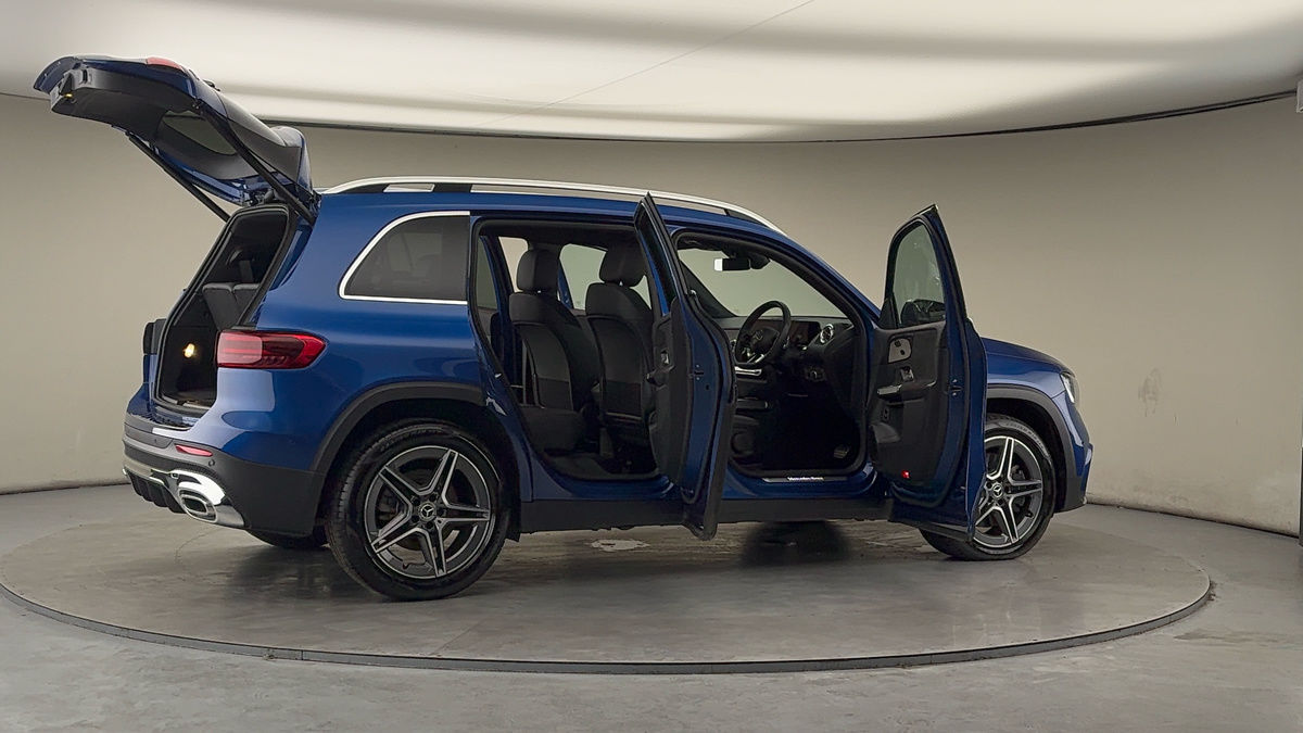 More views of Mercedes-Benz GLB