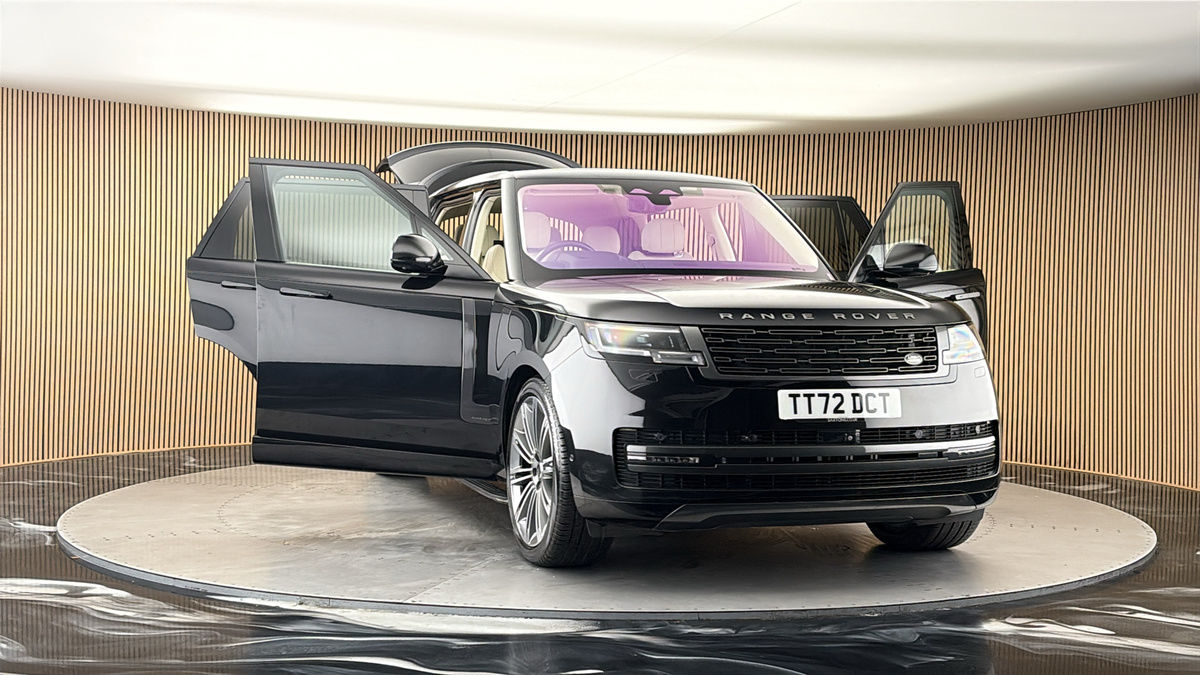 More views of Land Rover Range Rover