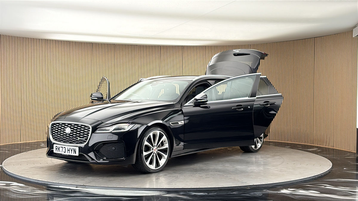 More views of Jaguar XF