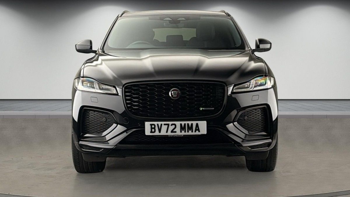 Jaguar F-PACE Image 3