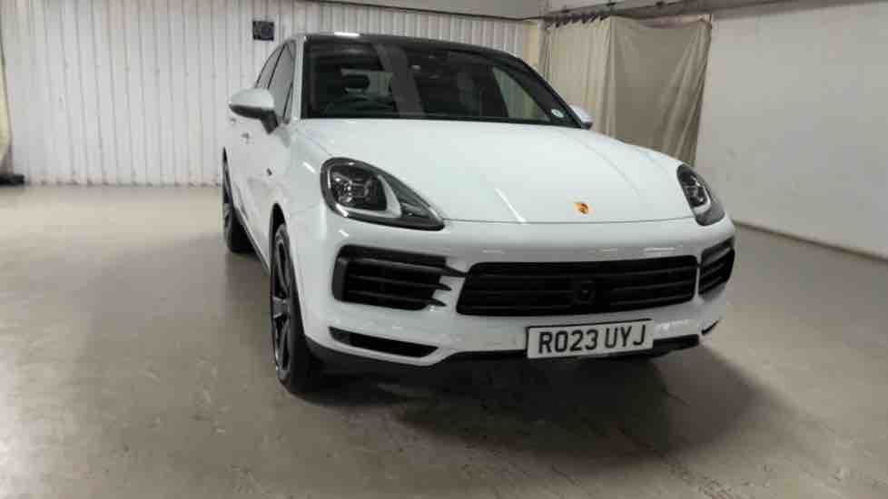 More views of Porsche Cayenne