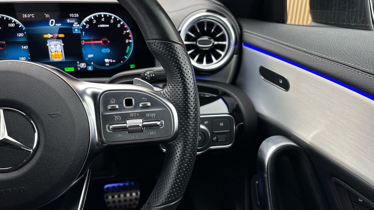 Mercedes-Benz CLA Image 14